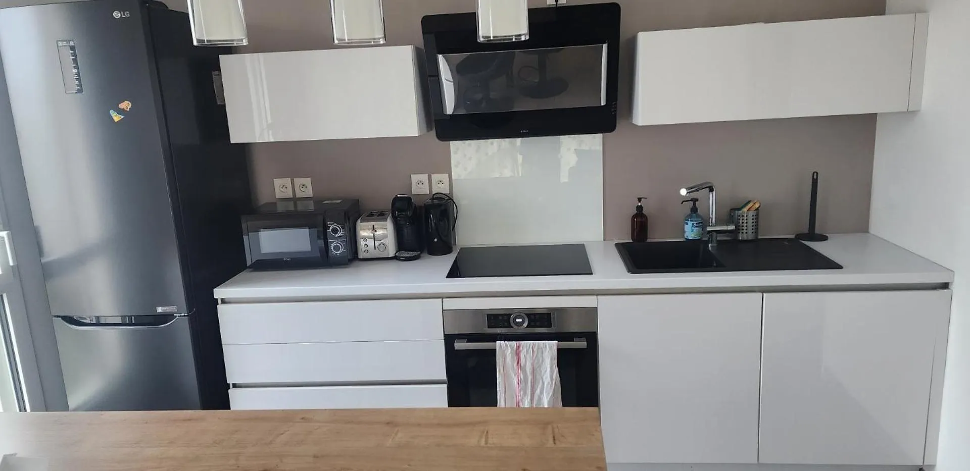 Ferienwohnung Joli T4 Recent Grand Balcon Lyon 8 Proche Du Metro Apartment