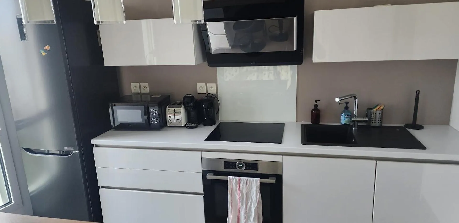 Appartamento Joli T4 Recent Grand Balcon Lyon 8 Proche Du Metro Francia